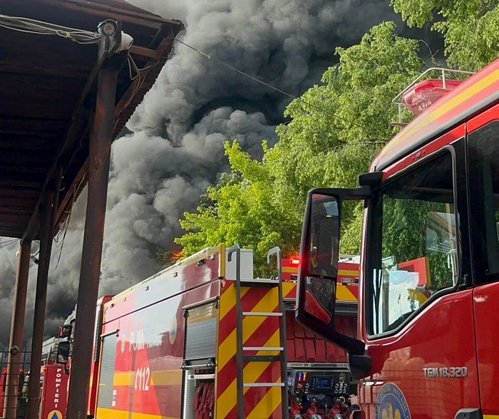 Incendiu. Foto ISU Bacău