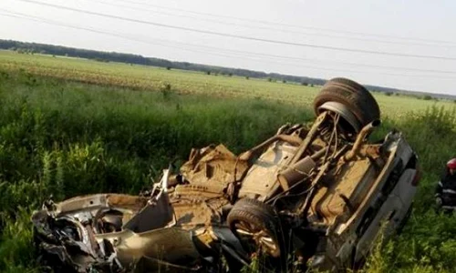 Mașina condusă de Dan Condrea este complet distrusă, iar victima este desfigurată jpeg