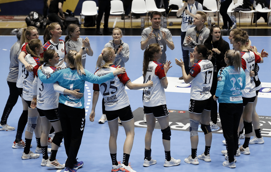 Victorie facilă pentru CSM București în Liga Campionilor la handbal feminin