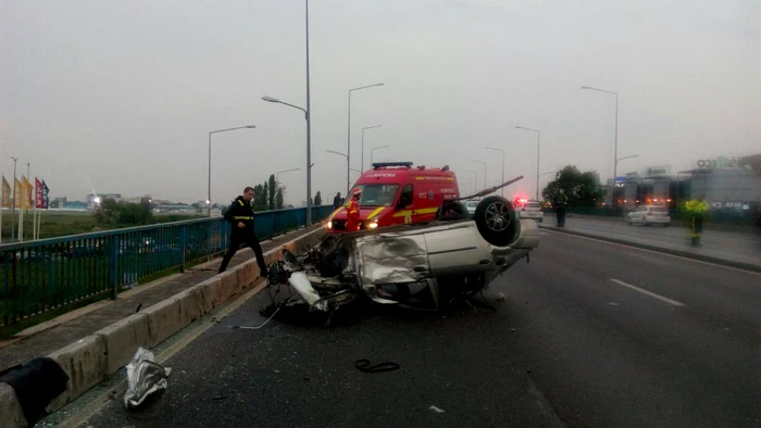 Un accident pe DN1 s-a soldat cu mai mulți răniți, iar o persoană și-a pierdut viațafoto: Click!