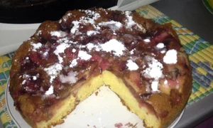 prajitura rasturnata cu prune jpeg