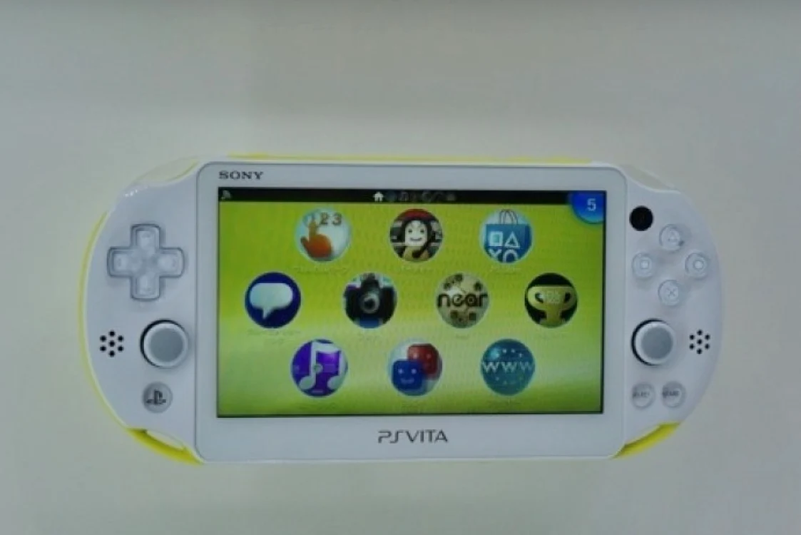 Sony PlaySation Vita, o nouă consolă video portabilă de la japonezi. FOTO Engadget