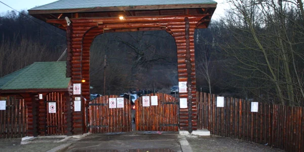 vanatoarea de la balc