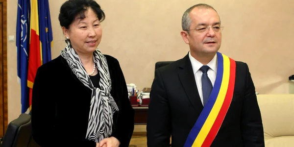 Ambasadoarea Chinei in vizita la Cluj 