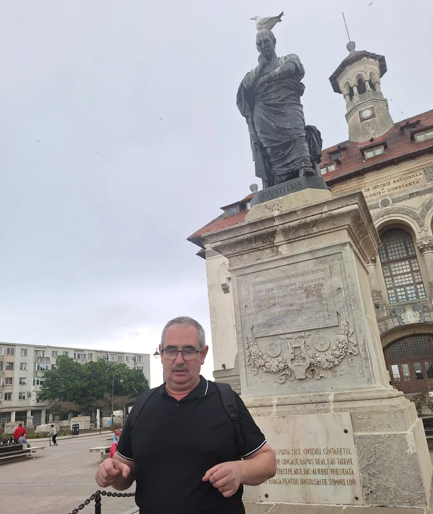 La statuia lui Ovidius