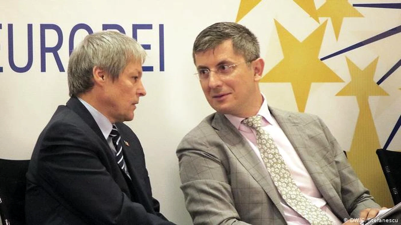 Dacian Cioloş şi Dan Barna FOTO Arhivă