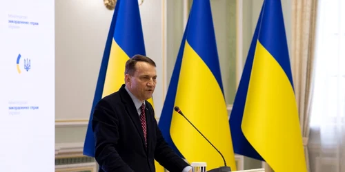 Radoslaw Sikorski in vizita la Kiev Captura Twitter jpg