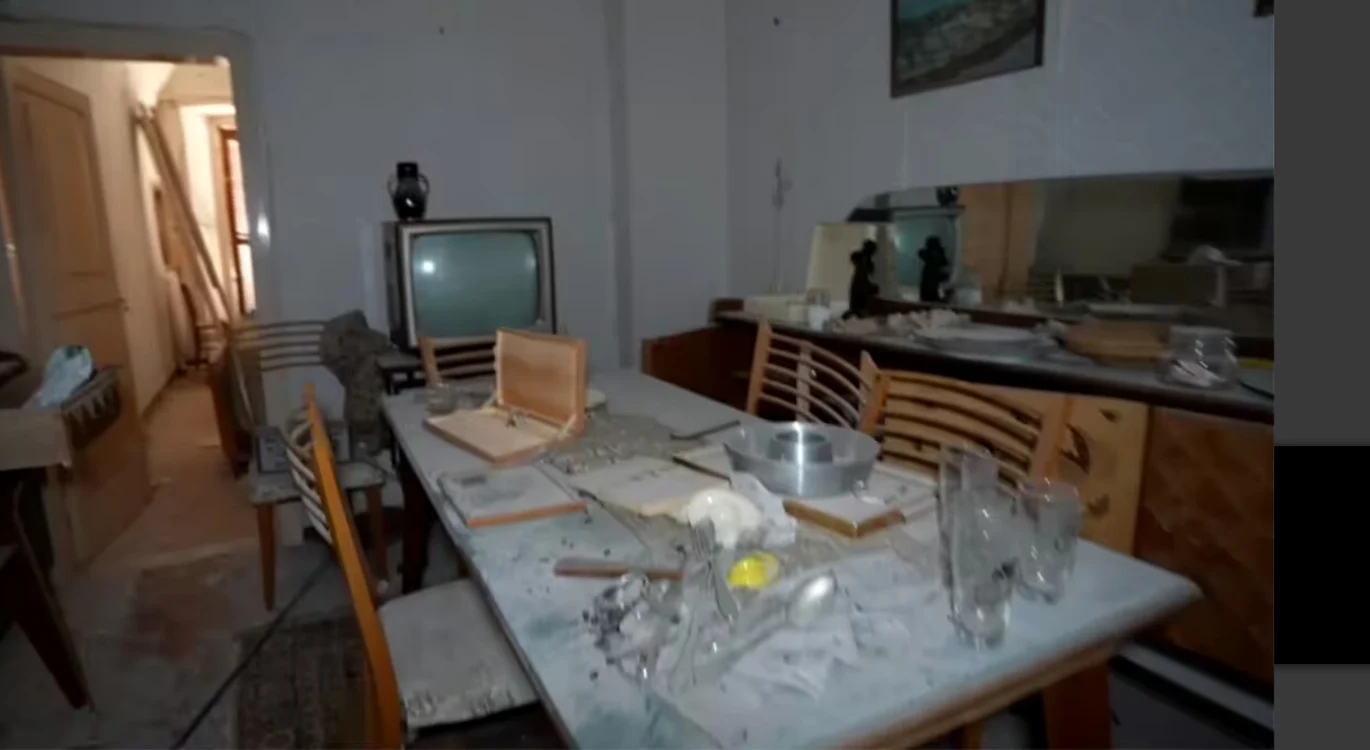 Oamenii au lăsat totul în urmă și au plecat Foto: captură video