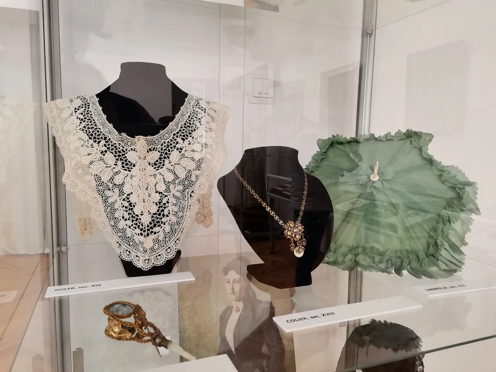 „Sobrietate și stil în moda transilvăneană” FOTO: Alina Mitran
