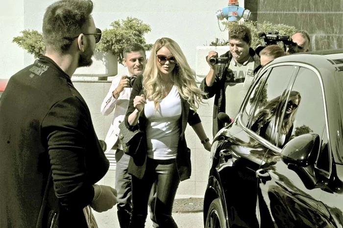 Bianca a purtat un corset special, care să-i susţină sânii imenşi