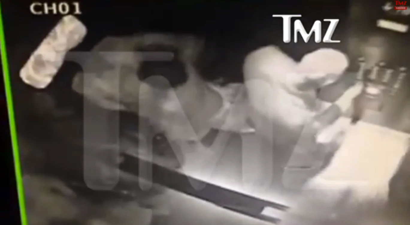 Jay Z, atacat de sora lui Beyonce (capturi Youtube)