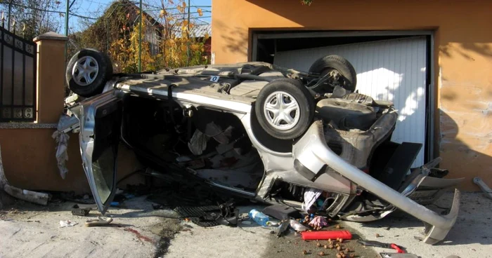 O familie din Bălceşti şi-a pierdut viaţa în accident. Foto IPJ Vâlcea