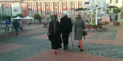 5d870ceb892c0bb0c6d569d7 jpg