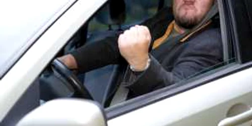 Greşelile din trafic ale bărbaţilor sunt cauzate de testosteronul ridicat