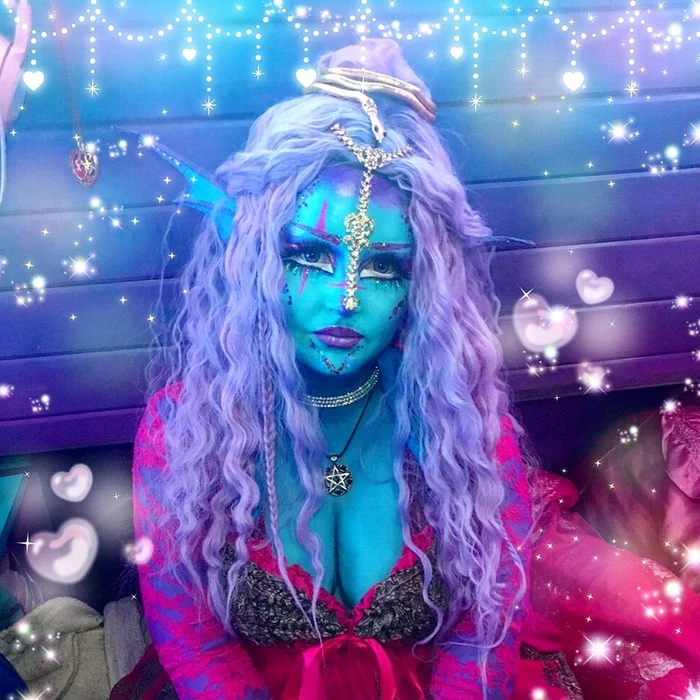 În 2016, Lhouraii era poreclită pe nedrept ”barbie”