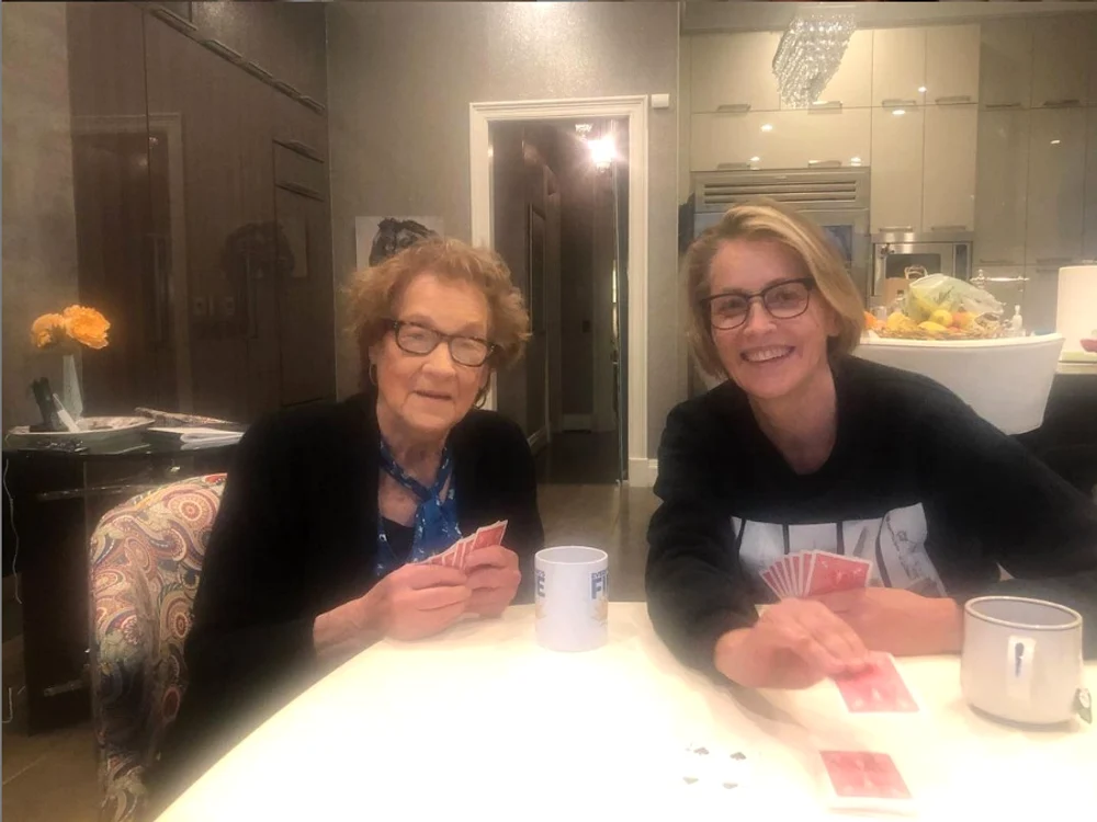 3 mom png png