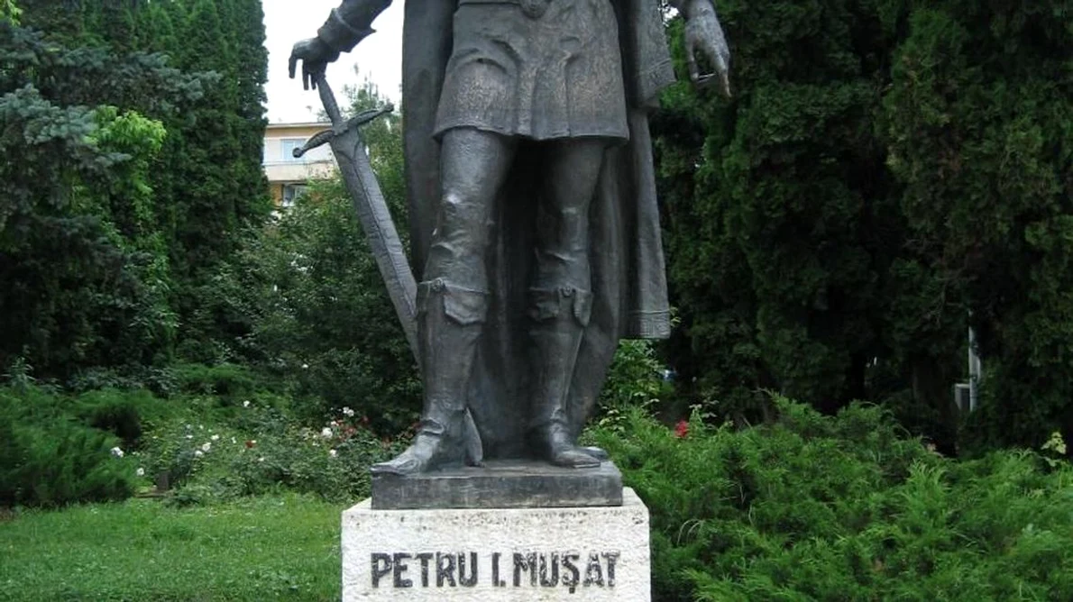 Statuia lui Petru Muşat, conservată la muzeu Suceava jpeg