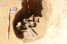Scheletul unui soldat roman a fost găsit într-o groapă dintr-o tabără militară din Slovacia (© ArÚ SAS – M. Ruttkay, M. Vojteček, M. Cheben, MH Invest)