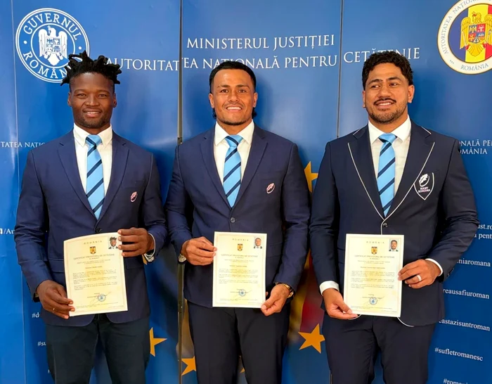 Kuselo Moyake, Fonovai Tangimana și Jason Tomane sunt de azi români cu acte în regulă (Foto: FRR)