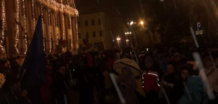 Braşovenii au ieşit din nou în stradă. FOTOBraşovul Civic.