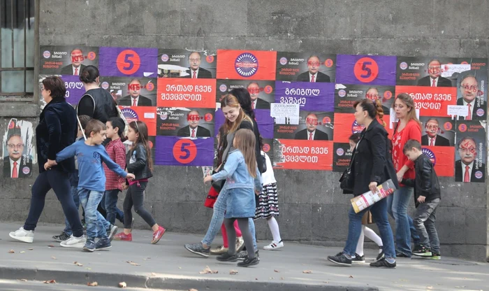 Alegeri prezidenţiale în Georgia FOTO EPA-EFE/ZURAB KURTSIKIDZE