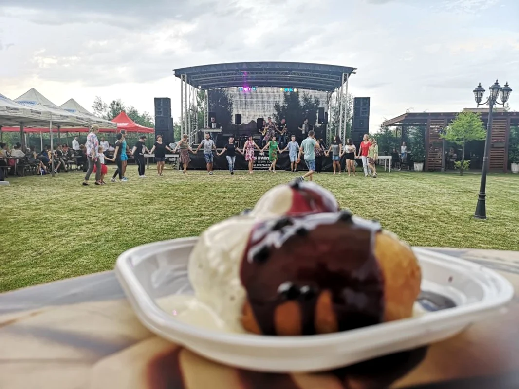 Festivalul Papanaşilor de la Remetea Mare  			 		