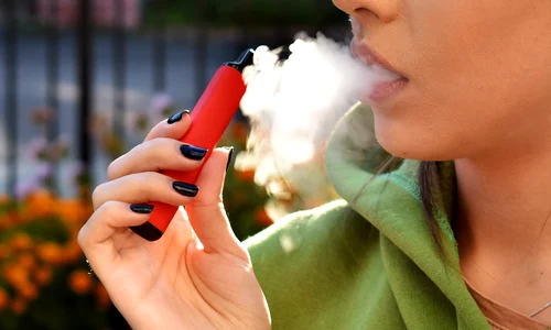 Marea Britanie interzice vape uri de unică folosință jpg