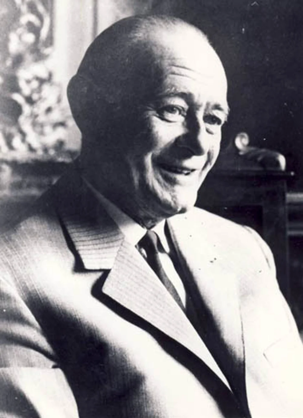 22 februarie: Ziua în care s-a născut dramaturgul şi romancierul Tudor Mușatescu