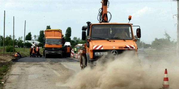 Banii ar urma să fie folosiţi pentru modernizarea drumurilor 