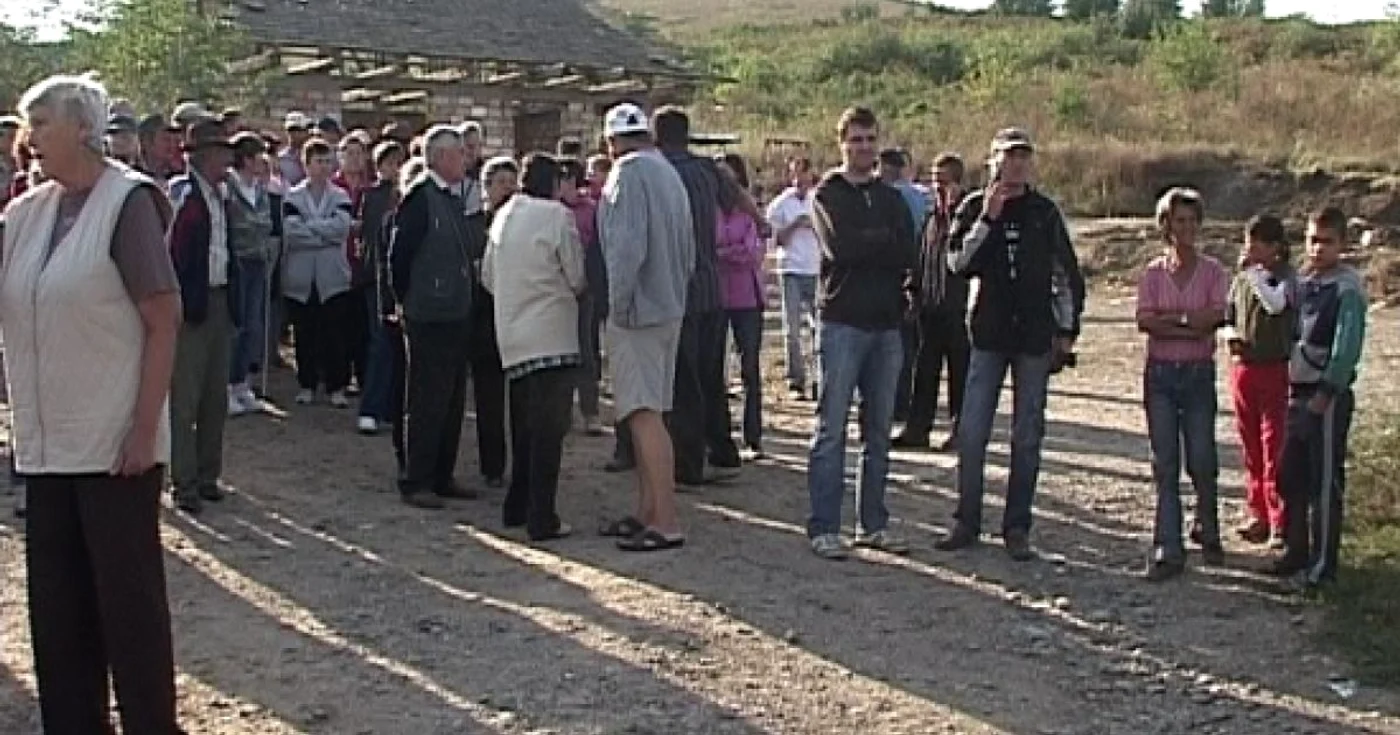 Scandalul a fost aplanat cu forţa de către comunitari