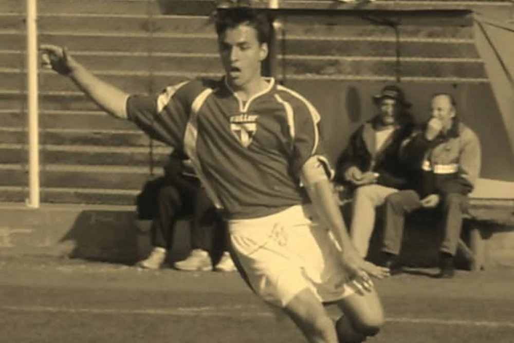 Tragedie în fotbalul românesc: A murit după ce și-a trăit visul în Superliga. Fostul jucător a fost răpus de cea mai crudă boală