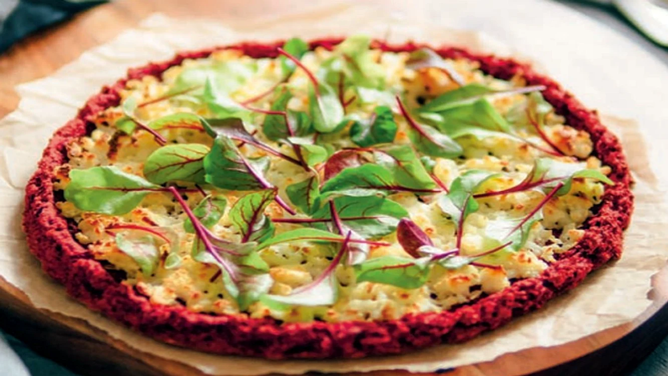 pizza cu blat de sfecla rosie jpg