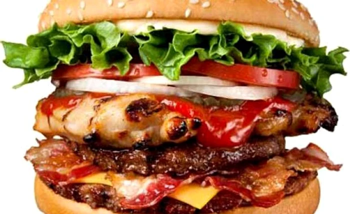 Varianta "simplă" a hamburgerului Monstrul Carne