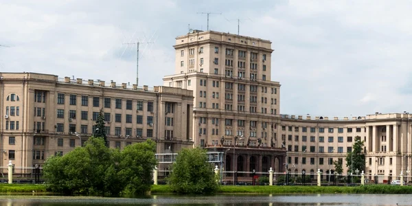 Universitatea tehnica Bauman din Moscova jpg