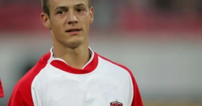 FOTBAL: Tatălui lui Torje i s-a făcut rău când fanii au intrat pe teren