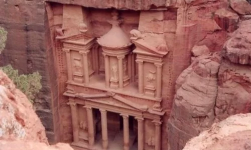 Oraşul Petra, bijuteria Orientului Apropiat jpeg