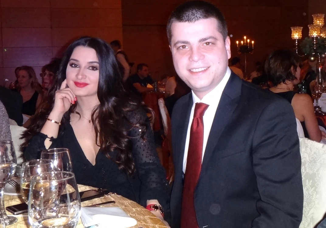 
    Adrian Alexandrov, alături de finii Honorius și Corina Prigoanăfoto: Instagram  