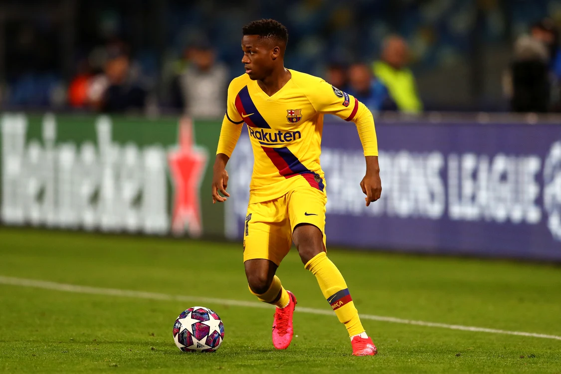 
    Ansu Fati a doborât câteva recorduri în tricoul lui FC BarcelonaFoto: Guliver / GettyImages  