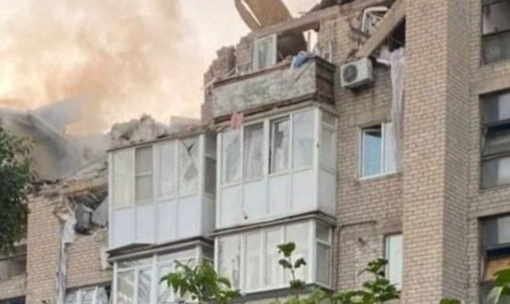 Cel puţin opt oameni a murit şi 31 au fost răniţi într-un atac asupra unei clădiri rezidenţiale din Ucraina VIDEO