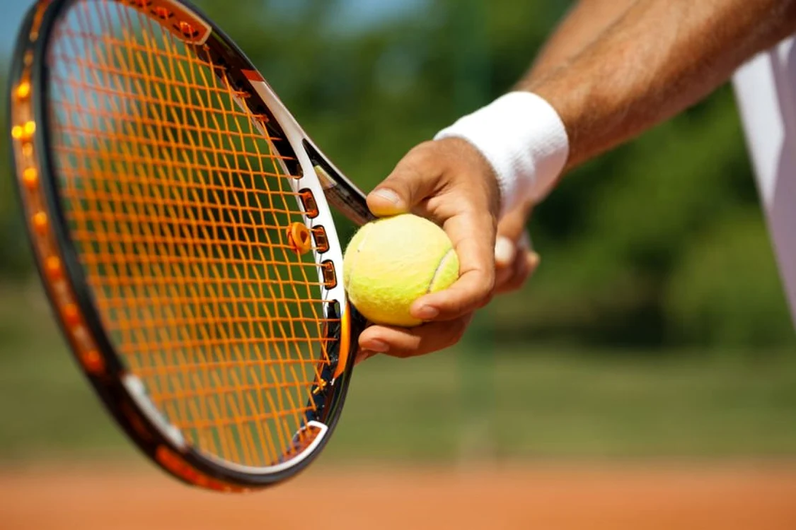 Tenis