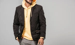 imbracaminte sport premium pentru barbati combinarea hanoracelor confortabile cu geci functionale jpg