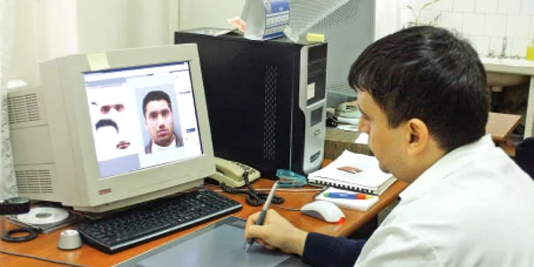 Poliţiştii realizează portretele infractorilor cu ajutorul unui program special, adus din Statele Unite 