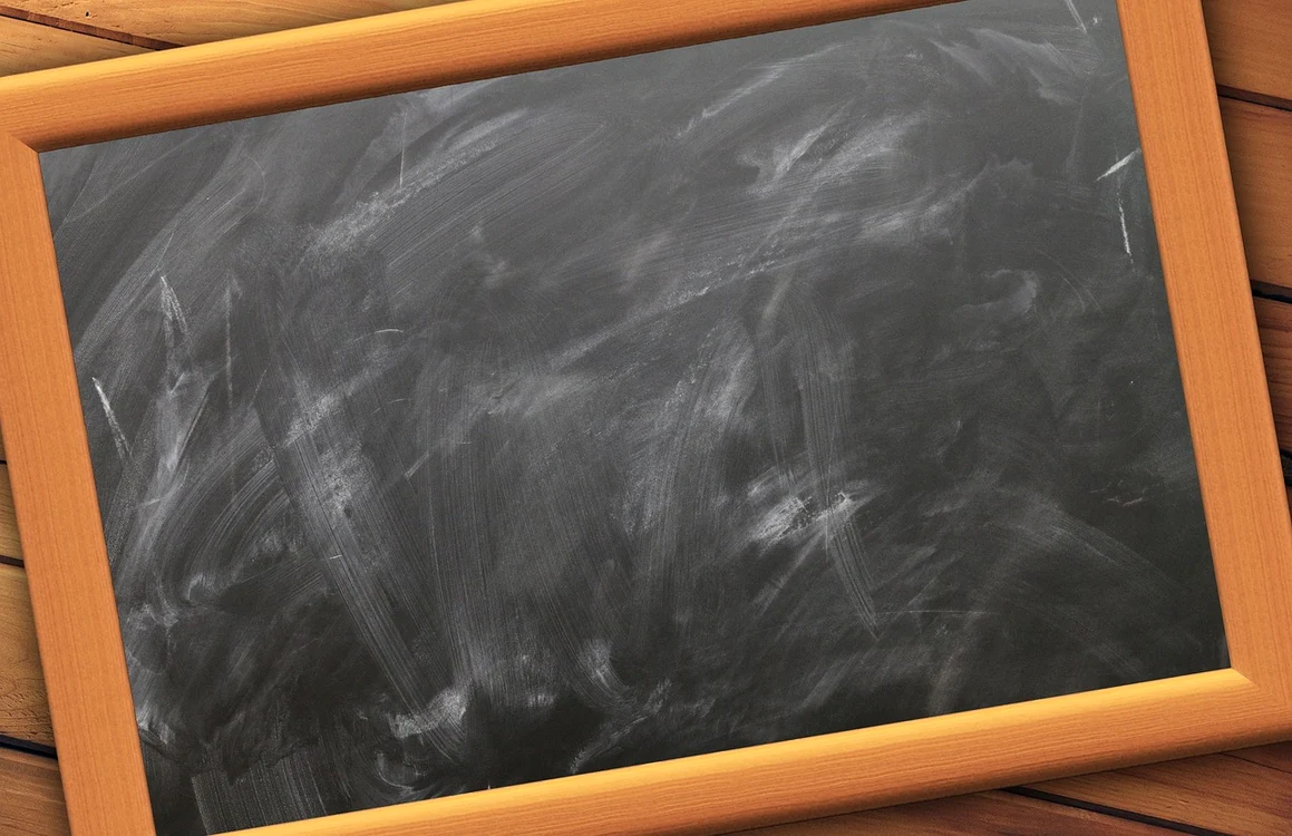 Profesorul a rămas fără job înainte să înceapă / foto: Pixabay