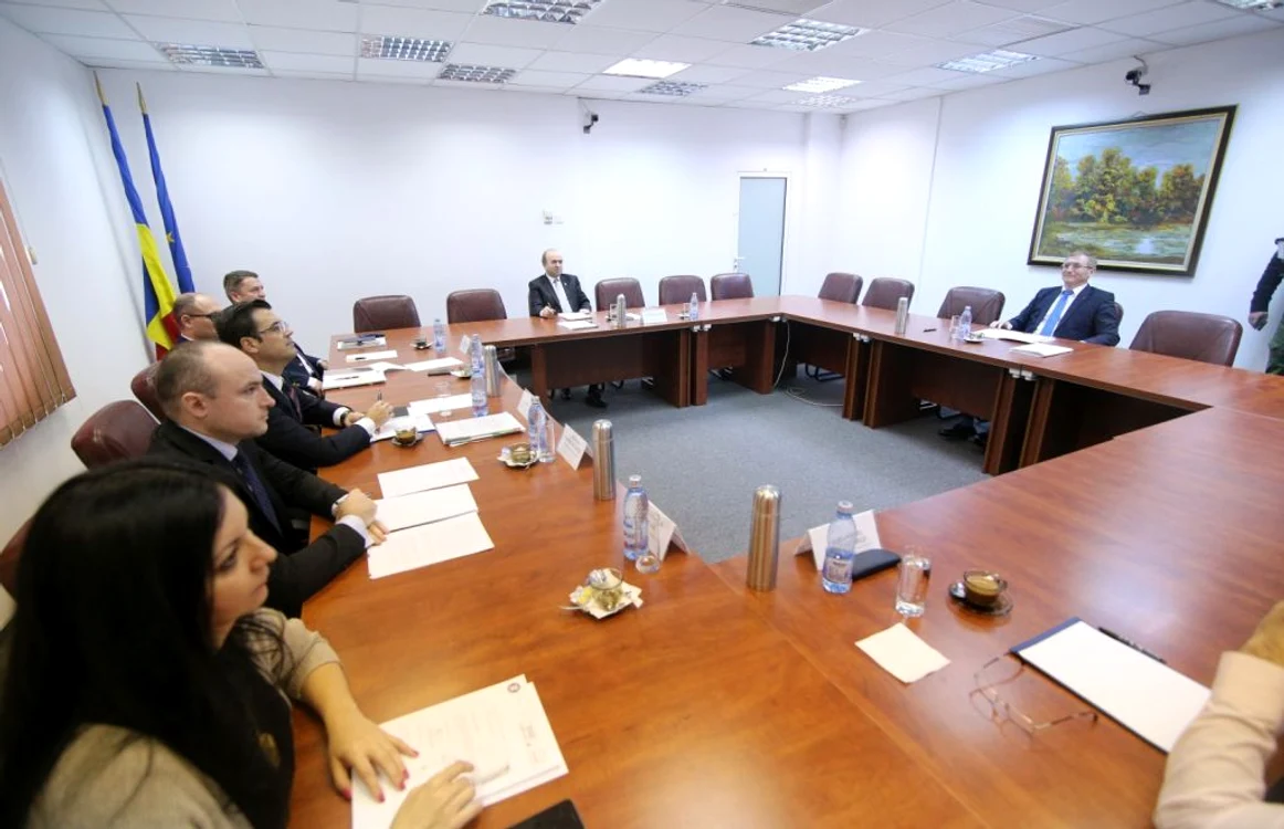 Tudorel Toader şi Augustin Lazăr la şedinţa CSM Inquam Photos / George Calin