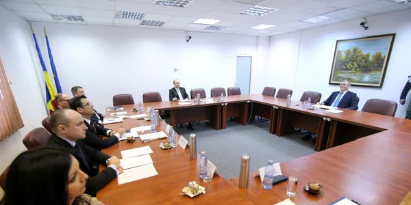 Tudorel Toader şi Augustin Lazăr la şedinţa CSM Inquam Photos / George Calin