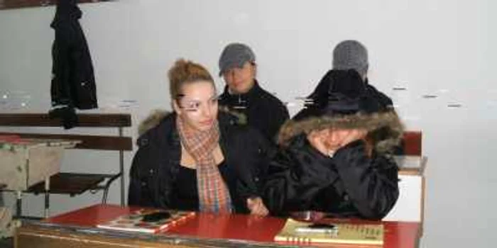 Focşani: Viitorii artişti studiază în frig