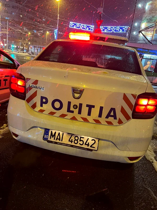 Cântărețul a încercat să evite o mașină de Poliție 