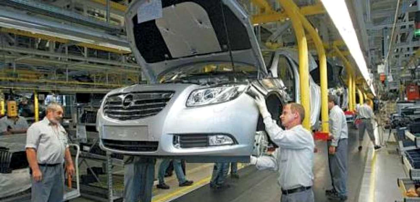 Opel are 11 fabrici în şase ţări comunitare