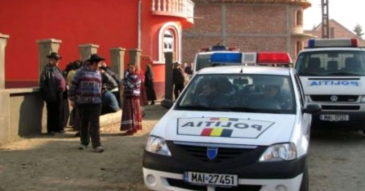 Poliţiştii au percheziţionat mai multe palate ţigăneşti foto arhivă