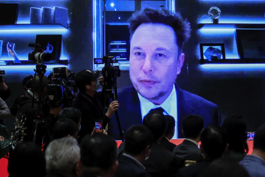 Elon Musk luând cuvântul la Forumul Dezvoltării de la Beijing FOTO EPA-EFE